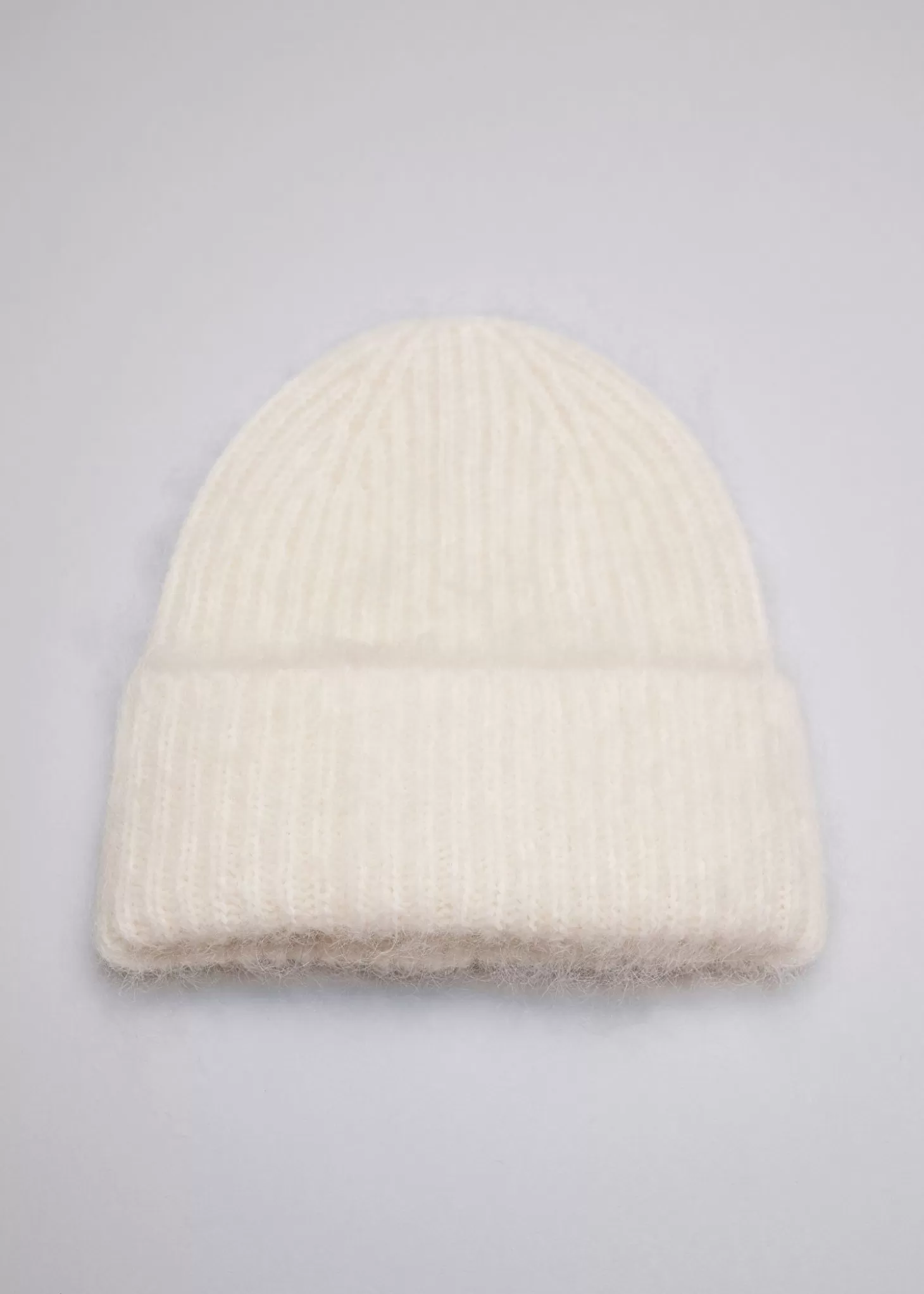 Matchende Sett*& Other Stories Beanie Med Borstet Mohair-Blanding Krem