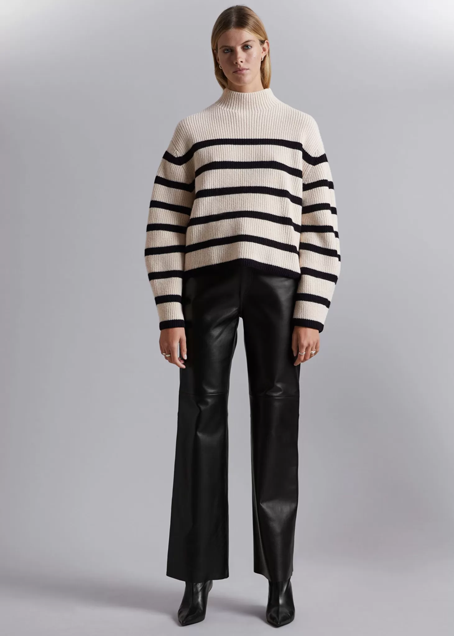 Strikkevarer*& Other Stories Mock Neck Merino Jumper Krem/Svarte Striper